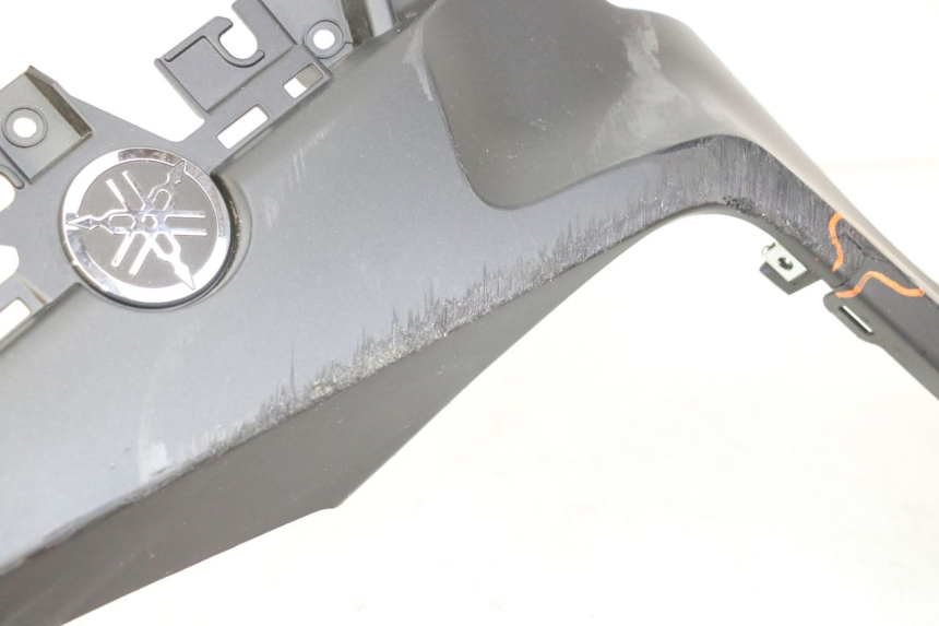 photo de CARENADO FRONTAL INTERIOR DERECHA YAMAHA XMAX X-MAX 125 (2021 - 2025)