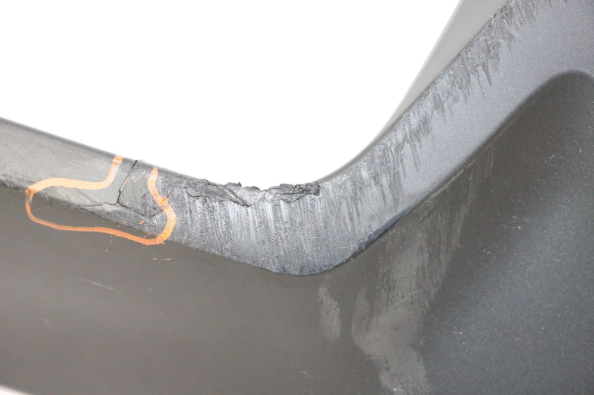 photo de CARENADO FRONTAL INTERIOR DERECHA YAMAHA XMAX X-MAX 125 (2021 - 2025)