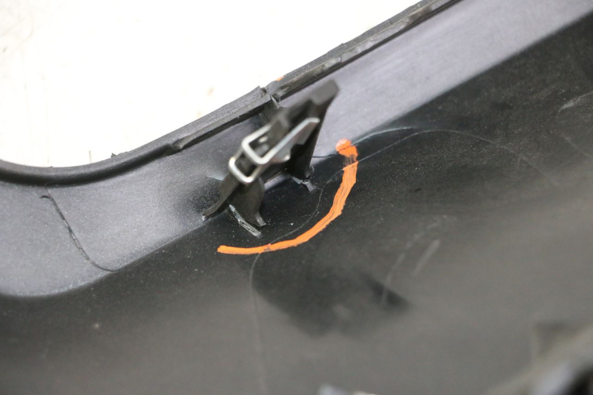 photo de CARENADO FRONTAL INTERIOR DERECHA YAMAHA XMAX X-MAX 125 (2021 - 2025)