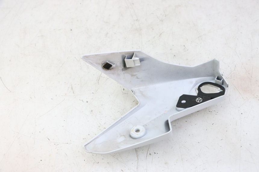 photo de CARENADO FRONTAL INTERIOR DERECHA YAMAHA XJ6 ABS 600 (2008 - 2016)