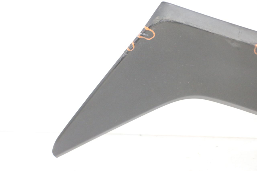 photo de CARENADO FRONTAL INTERIOR DERECHA YAMAHA XMAX X-MAX 125 (2021 - 2025)