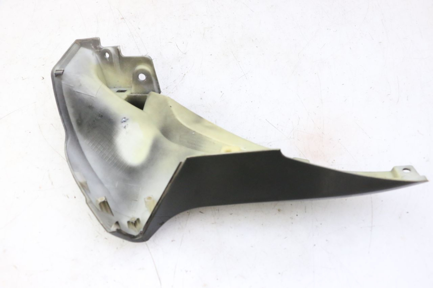 photo de CARENADO FRONTAL INTERIOR IZQUIERDA STAHO FH 50 (2018 - 2019) - Características distintivas