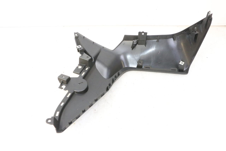 photo de CARENADO FRONTAL INTERIOR IZQUIERDA YAMAHA XMAX X-MAX 125 (2021 - 2025)