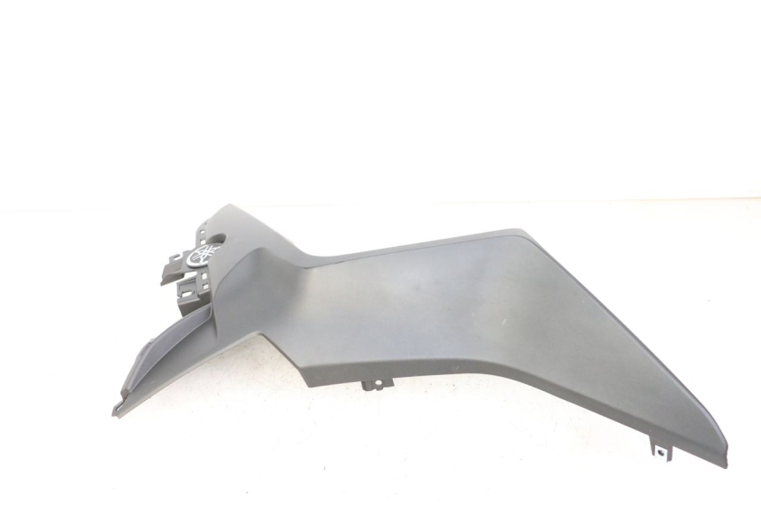 photo de CARENADO FRONTAL INTERIOR IZQUIERDA YAMAHA XMAX X-MAX 125 (2021 - 2025)
