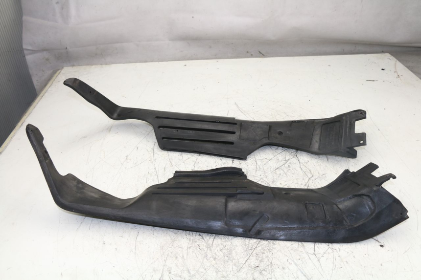 photo de CARENADO FRONTAL INTERIOR BMW K 75 RT ABS 750 (1989 - 1997)