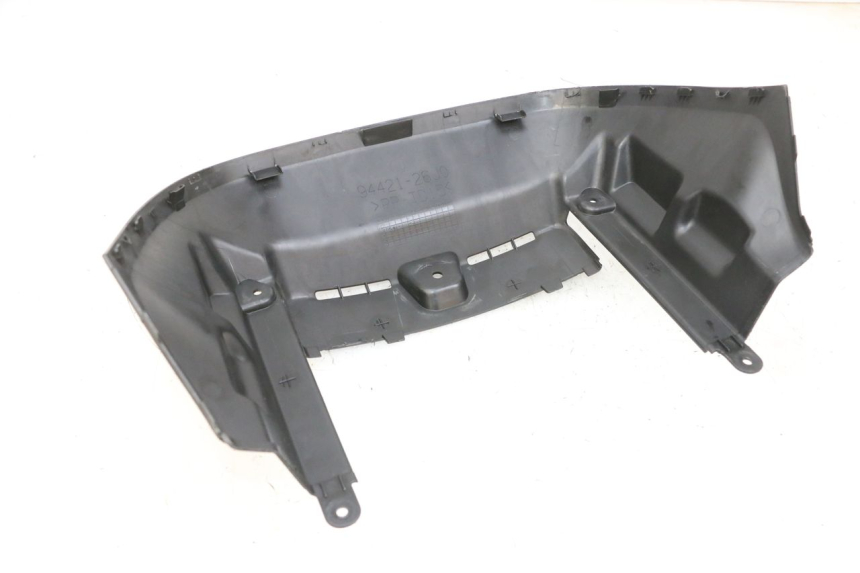 photo de CARENADO FRONTAL INTERIOR SUZUKI BURGMAN 650 (2013 - 2020)