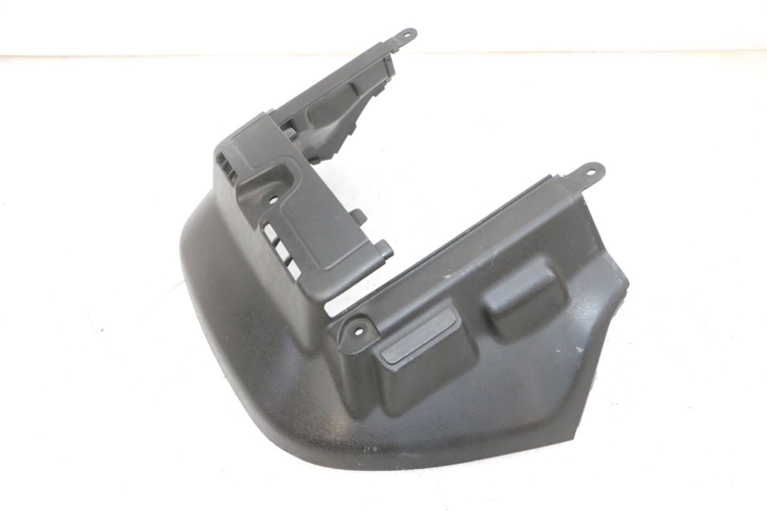 photo de CARENADO FRONTAL INTERIOR SUZUKI BURGMAN 650 (2013 - 2020)