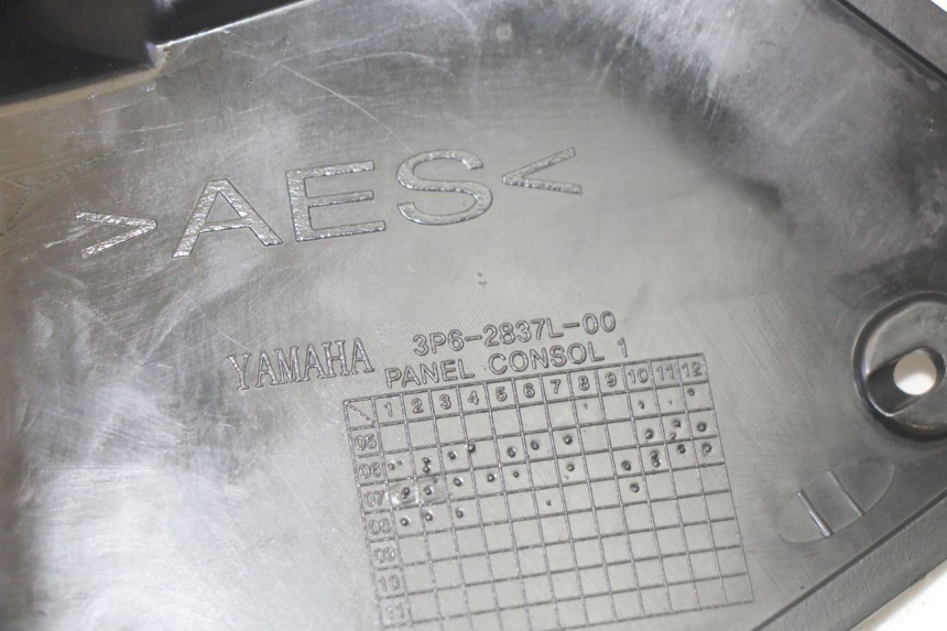 photo de INTERIOR DE LA CABEZA DE HORQUILLA YAMAHA FJR ABS 1300 (2006 - 2012) - Marcados y referencias originales