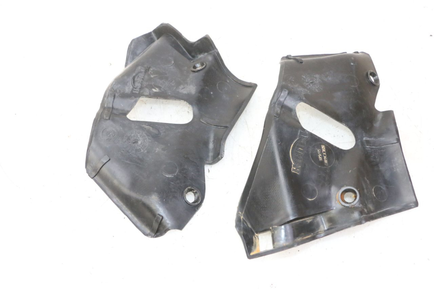 photo de CARENADO FRONTAL INTERIOR TRIUMPH SPRINT 900 (1995 - 1998)