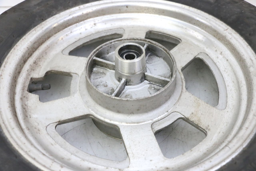 photo de LLANTA TRASERA Y NEUMÁTICO HYOSUNG GV AQUILA 125 (2000 - 2004)