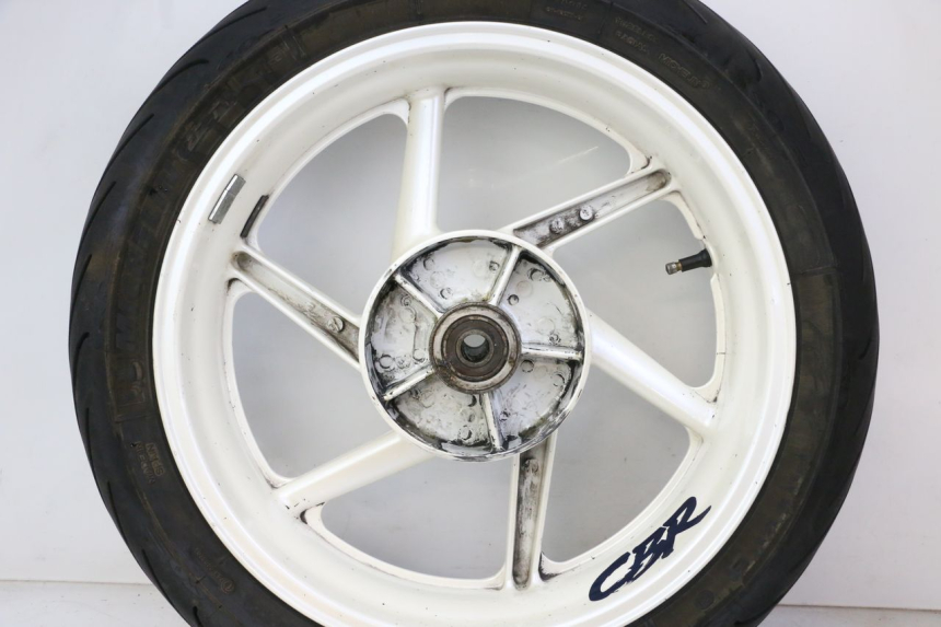 photo de LLANTA TRASERA Y NEUMÁTICO HONDA CBR RR FIREBLADE 900 (1992 - 1994)