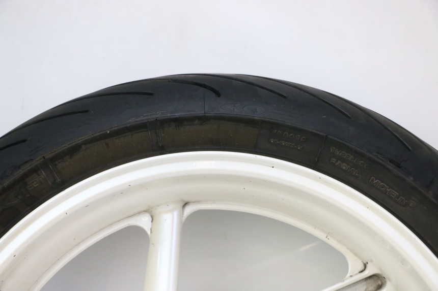 photo de LLANTA TRASERA Y NEUMÁTICO HONDA CBR RR FIREBLADE 900 (1992 - 1994)