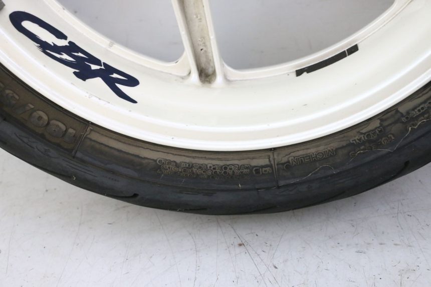photo de LLANTA TRASERA Y NEUMÁTICO HONDA CBR RR FIREBLADE 900 (1992 - 1994)