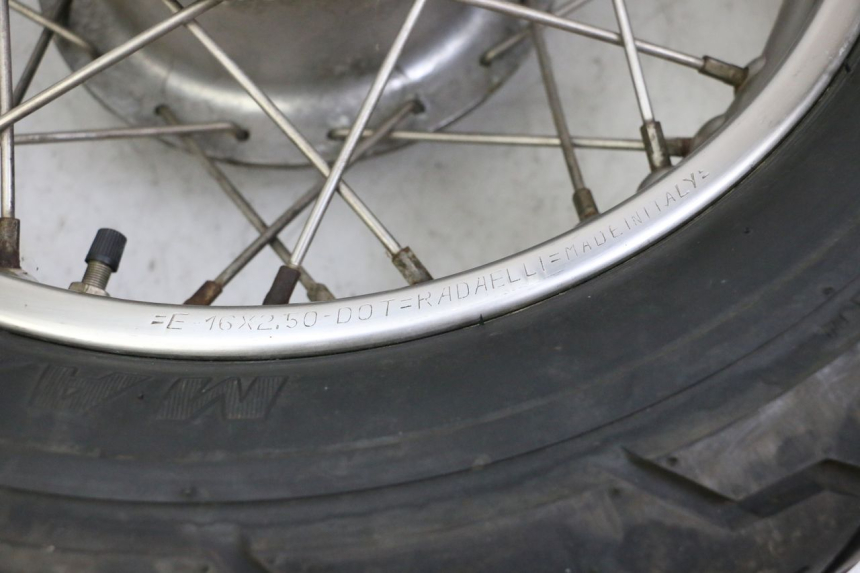 photo de LLANTA TRASERA Y NEUMÁTICO APRILIA CLASSIC 125 (1995 - 2001)