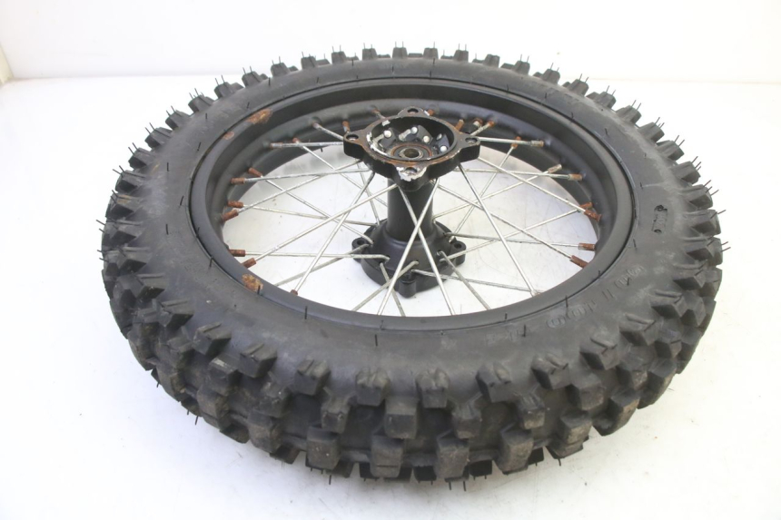 photo de RINCON Y NEUMÁTICO TRASERO ORION DIRT BIKE 125