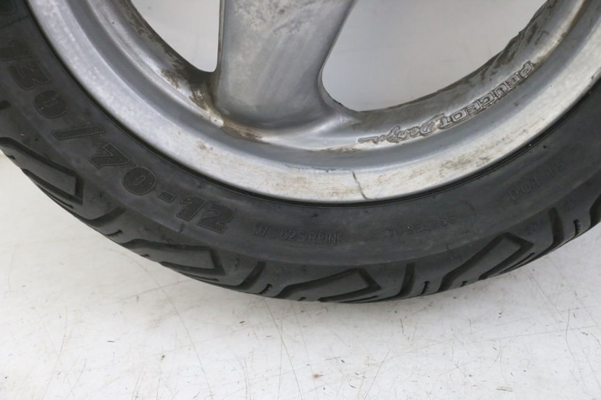 photo de LLANTA TRASERA Y NEUMÁTICO PEUGEOT ELYSTAR 125 (2002 - 2007)