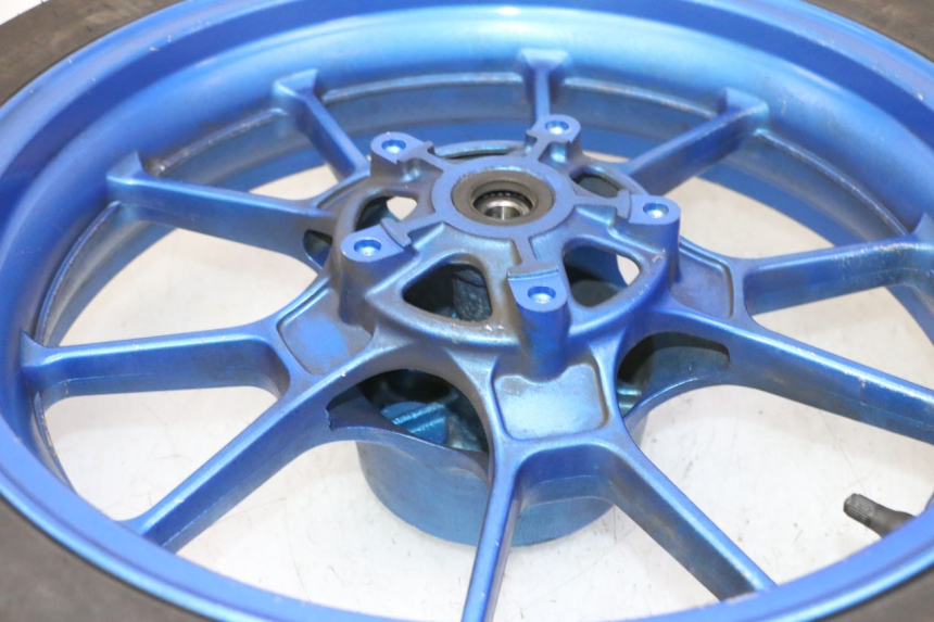 photo de LLANTA TRASERA Y NEUMÁTICO STAHO FH 50 (2018 - 2019)