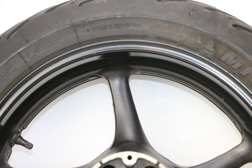 photo de LLANTA TRASERA Y NEUMÁTICO YAMAHA FZ6 FAZER S2 600 (2007 - 2011)