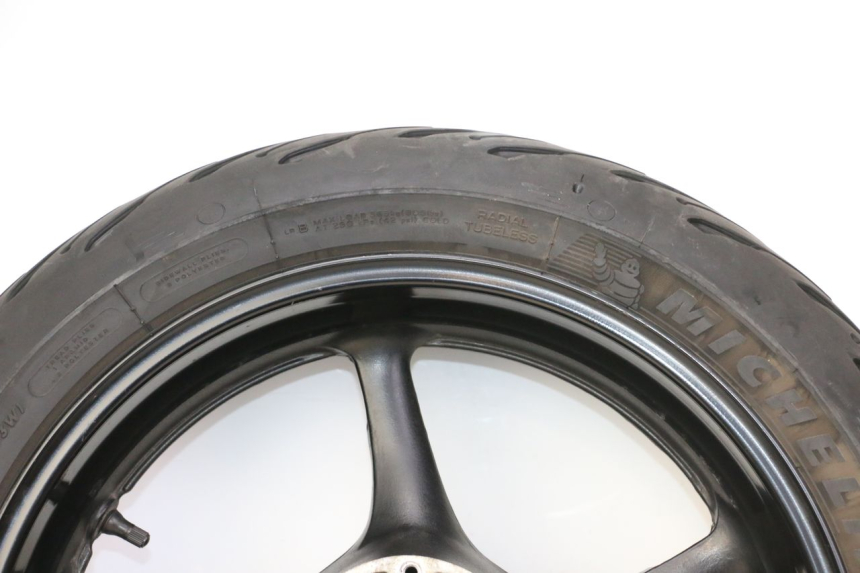 photo de LLANTA TRASERA Y NEUMÁTICO YAMAHA FZ6 FAZER S2 600 (2007 - 2011)
