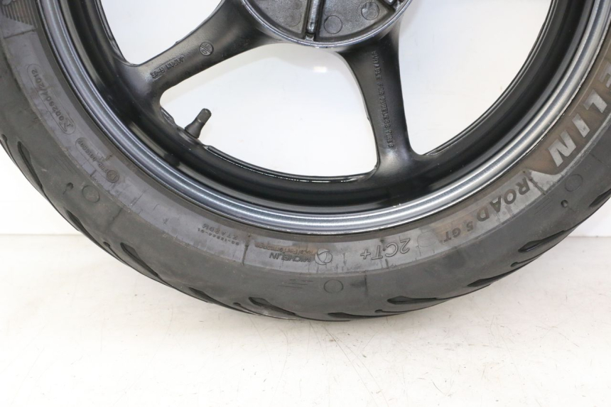 photo de LLANTA TRASERA Y NEUMÁTICO YAMAHA FZ6 FAZER S2 600 (2007 - 2011)