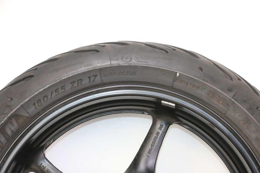 photo de LLANTA TRASERA Y NEUMÁTICO YAMAHA FZ6 FAZER S2 600 (2007 - 2011)