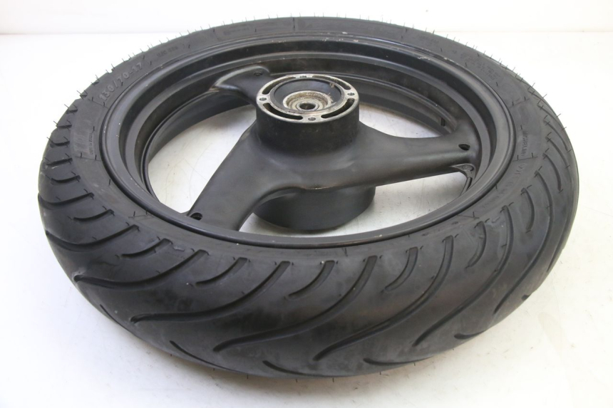 photo de LLANTA TRASERA Y NEUMÁTICO SUZUKI GS GSE 500 (2001 - 2003)