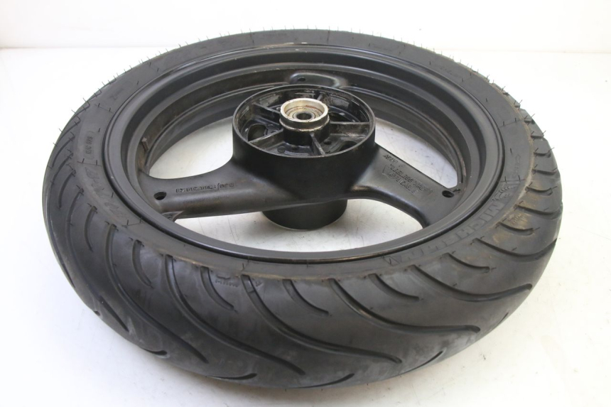 photo de LLANTA TRASERA Y NEUMÁTICO SUZUKI GS GSE 500 (2001 - 2003)