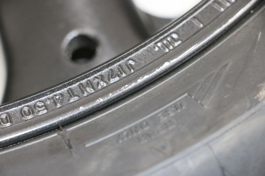 photo de LLANTA TRASERA Y NEUMÁTICO SUZUKI GSF N BANDIT 600 (1996 - 1999) - Otra perspectiva