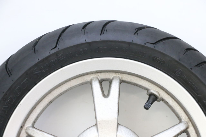 photo de LLANTA TRASERA Y NEUMÁTICO PEUGEOT KISBEE 4T 50 (2018 - 2022) - Inspección visual detallada