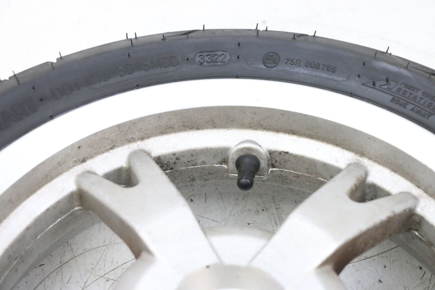 photo de LLANTA TRASERA Y NEUMÁTICO PEUGEOT KISBEE 4T 50 (2018 - 2022) - Recambio usado revisado