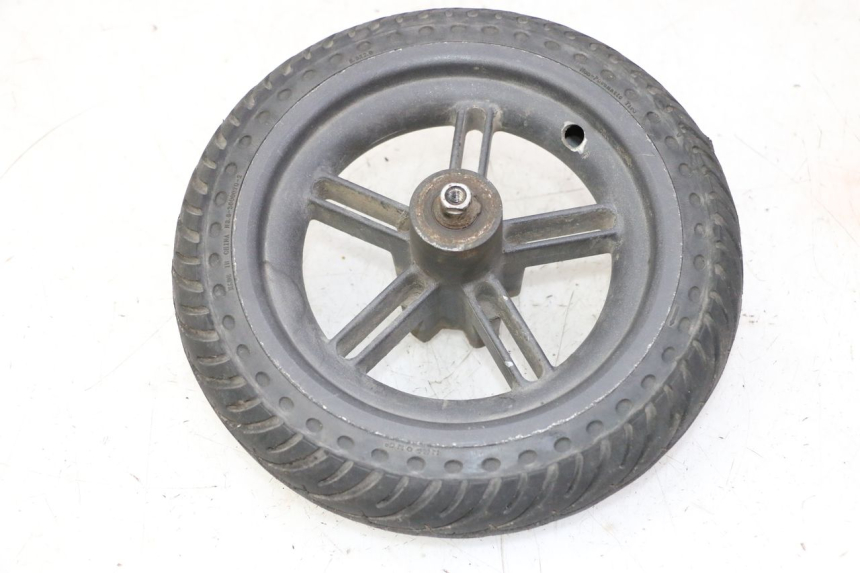 photo de LLANTA TRASERA Y NEUMÁTICO XIAOMI MI PRO 2 1