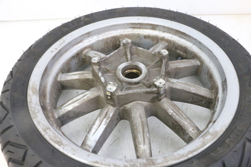 photo de LLANTA TRASERA Y NEUMÁTICO PIAGGIO MP3 LT 300 (2010 - 2016)