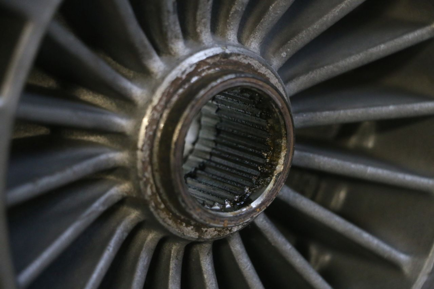 photo de LLANTA TRASERA Y NEUMÁTICO PIAGGIO MP3 125 (2006 - 2014)