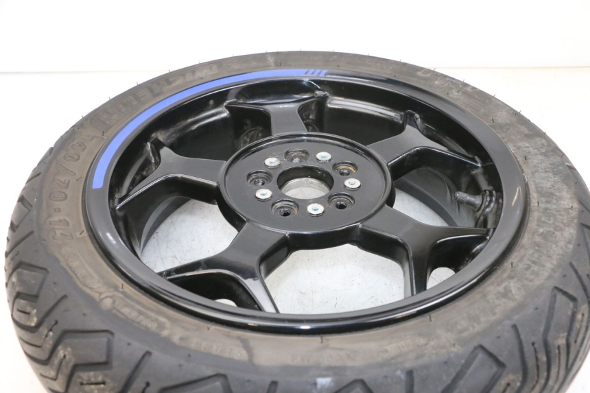 photo de LLANTA TRASERA Y NEUMÁTICO PIAGGIO MP3 500 (2016 - 2018) - Vista general del producto