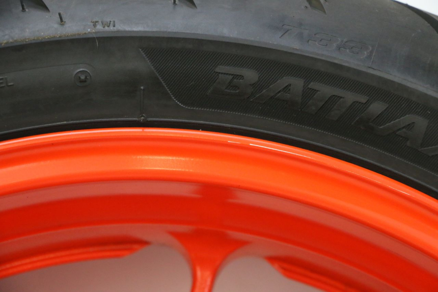 photo de LLANTA TRASERA Y NEUMÁTICO YAMAHA MT-07 MT07 ABS 700 (2018 - 2020) - Zoom sobre los componentes