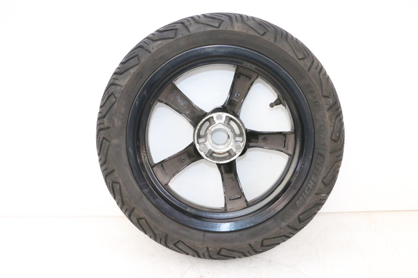 photo de LLANTA TRASERA Y NEUMÁTICO PEUGEOT SATELIS 125 (2013 - 2018) - Recambio usado revisado