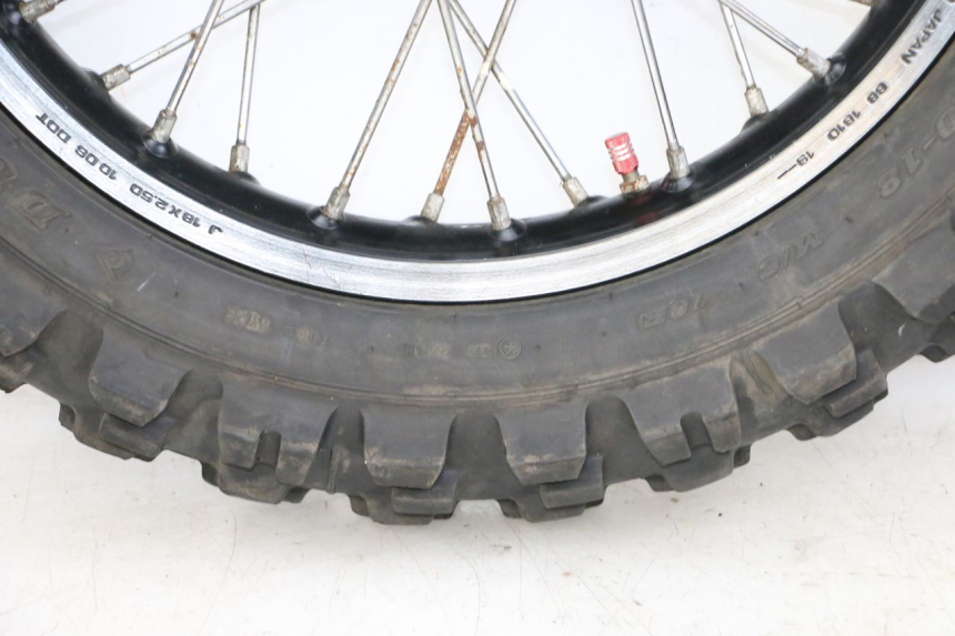 photo de LLANTA TRASERA Y NEUMÁTICO KTM SUPERENDURO R 950 (2005 - 2009)