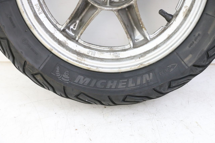photo de LLANTA TRASERA Y NEUMÁTICO SUZUKI BURGMAN 125 (2007 - 2014)