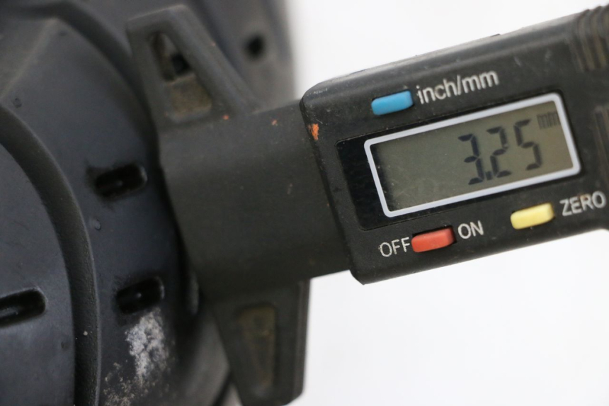 photo de LLANTA TRASERA Y NEUMÁTICO NECO TEMPO 4T 50 (2022 - 2026) - Ángulo de visión alternativo