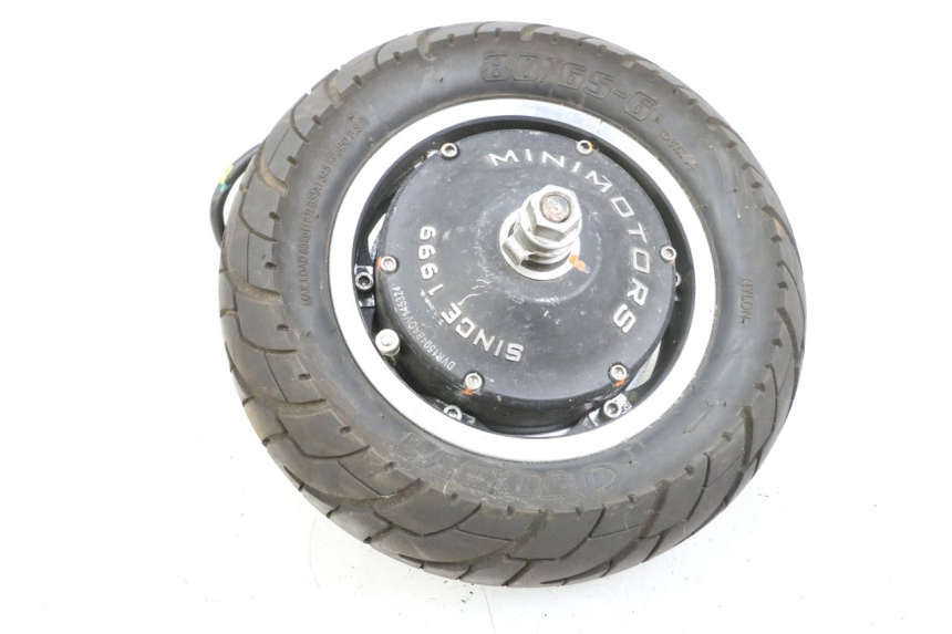 photo de RINCON Y NEUMÁTICO TRASERO DUALTRON VICTOR LIMITED 1