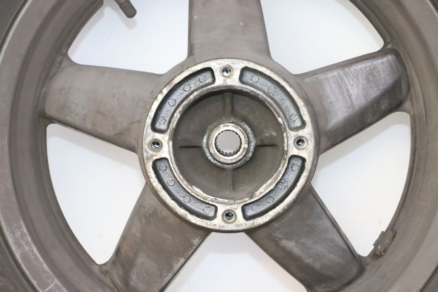 photo de LLANTA TRASERA Y NEUMÁTICO YAMAHA X-MAX XMAX 125 (2010 - 2014)