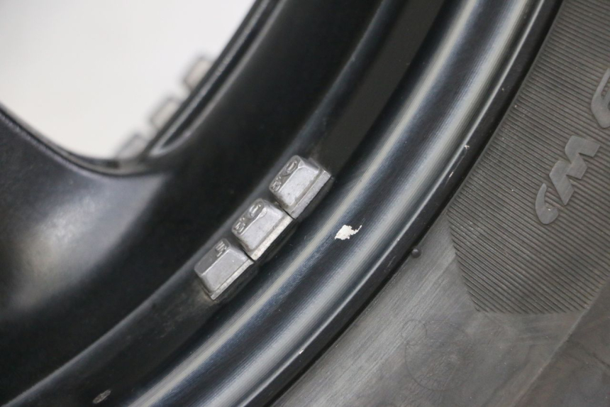 photo de LLANTA TRASERA Y NEUMÁTICO YAMAHA XJ6 ABS 600 (2008 - 2016)
