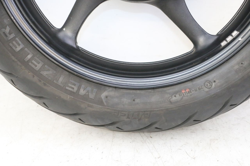 photo de LLANTA TRASERA Y NEUMÁTICO YAMAHA XJ6 ABS 600 (2008 - 2016)