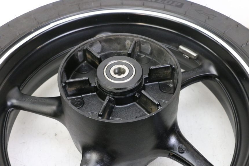 photo de LLANTA TRASERA Y NEUMÁTICO YAMAHA XJ6 ABS 600 (2008 - 2016)