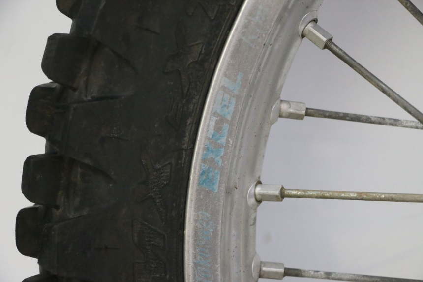 photo de LLANTA TRASERA Y NEUMÁTICO YAMAHA YZF YZ-F 450 (2014 - 2016)
