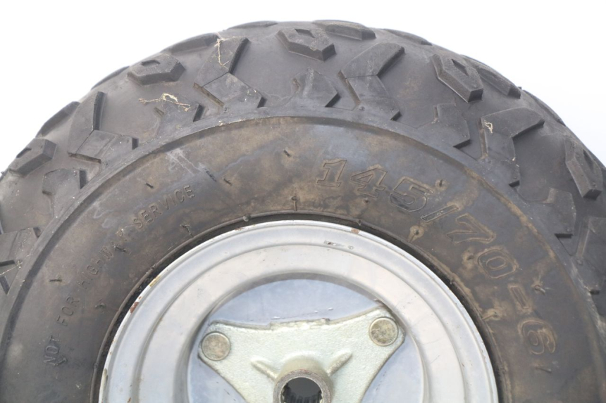 photo de LLANTA TRASERA CHINESE QUAD ATV ENFANT 125 - Estado de la superficie y material