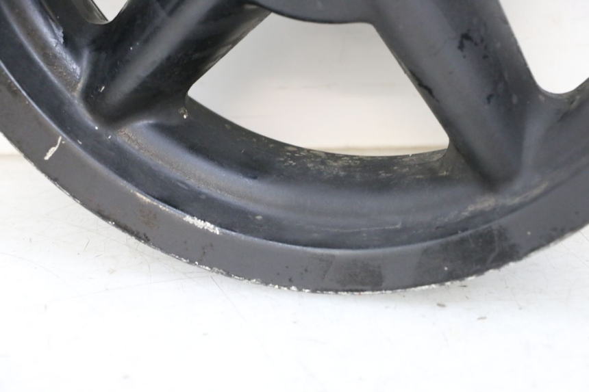 photo de LLANTA TRASERA MBK BOOSTER SPIRIT 50 (2004 - 2017) - Detalles de los puntos de fijación