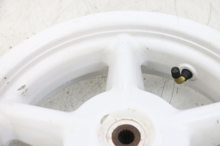 photo de LLANTA TRASERA MBK BOOSTER SPIRIT NAKED 50 (2004 - 2017) - Zoom sobre los componentes