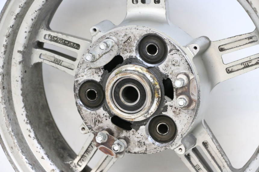 photo de LLANTA TRASERA SUZUKI BURGMAN EXECUTIVE ABS 650 (2006 - 2012) - Vista general del producto