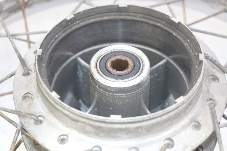 photo de LLANTA TRASERA HONDA CM 125 (1983 - 2003)